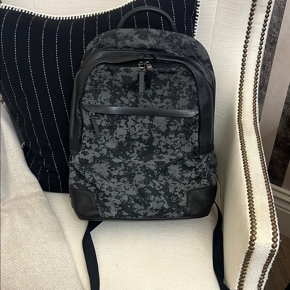 Tumi Stanford Backpack like new